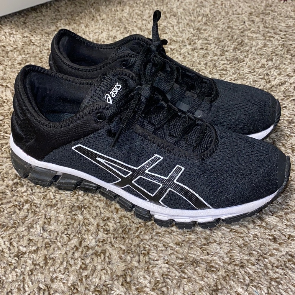 ASICS GEL QUANTUM